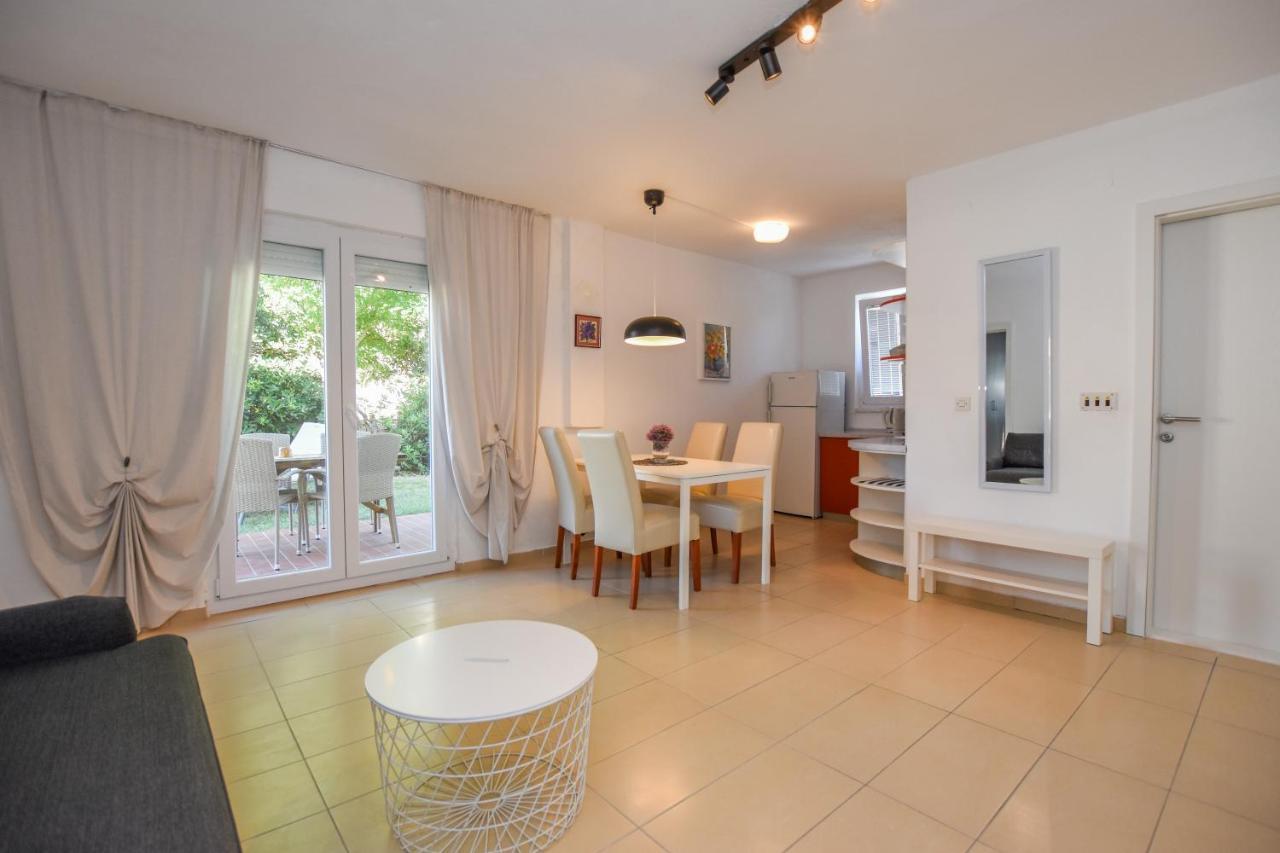 Apartament Movo House Pag Town Zewnętrze zdjęcie